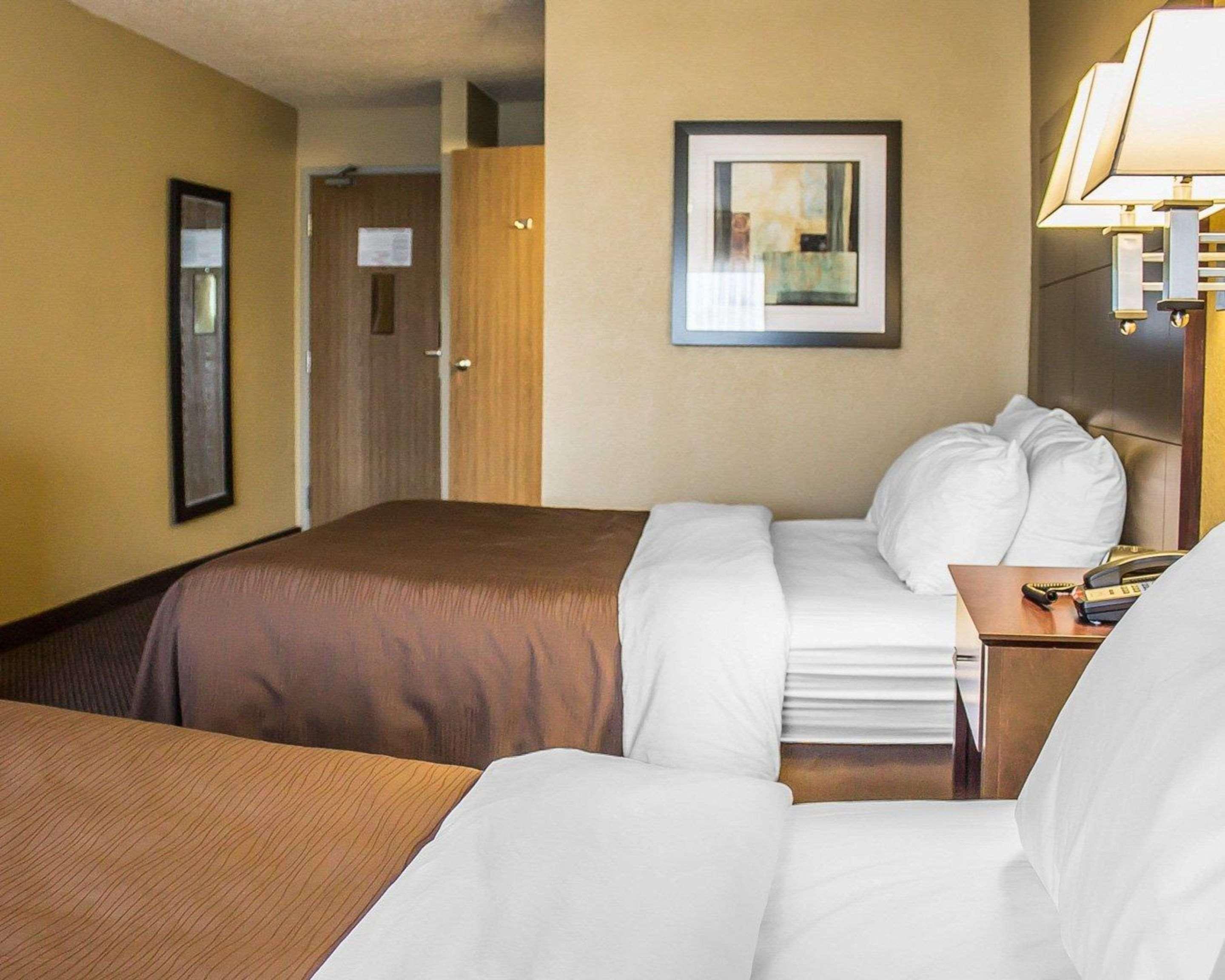 Quality Inn & Suites Sturgeon Bay Exteriér fotografie