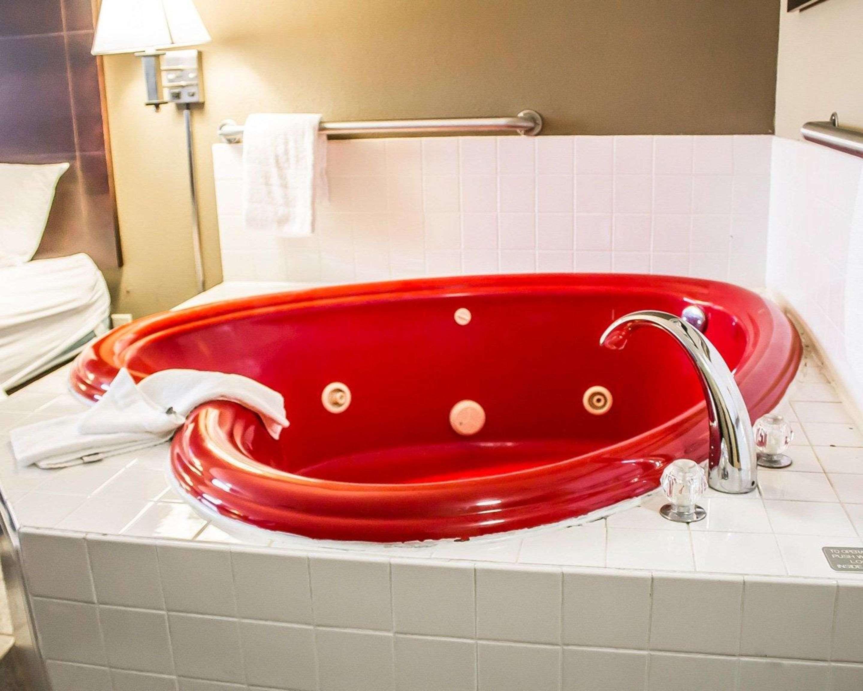 Quality Inn & Suites Sturgeon Bay Exteriér fotografie
