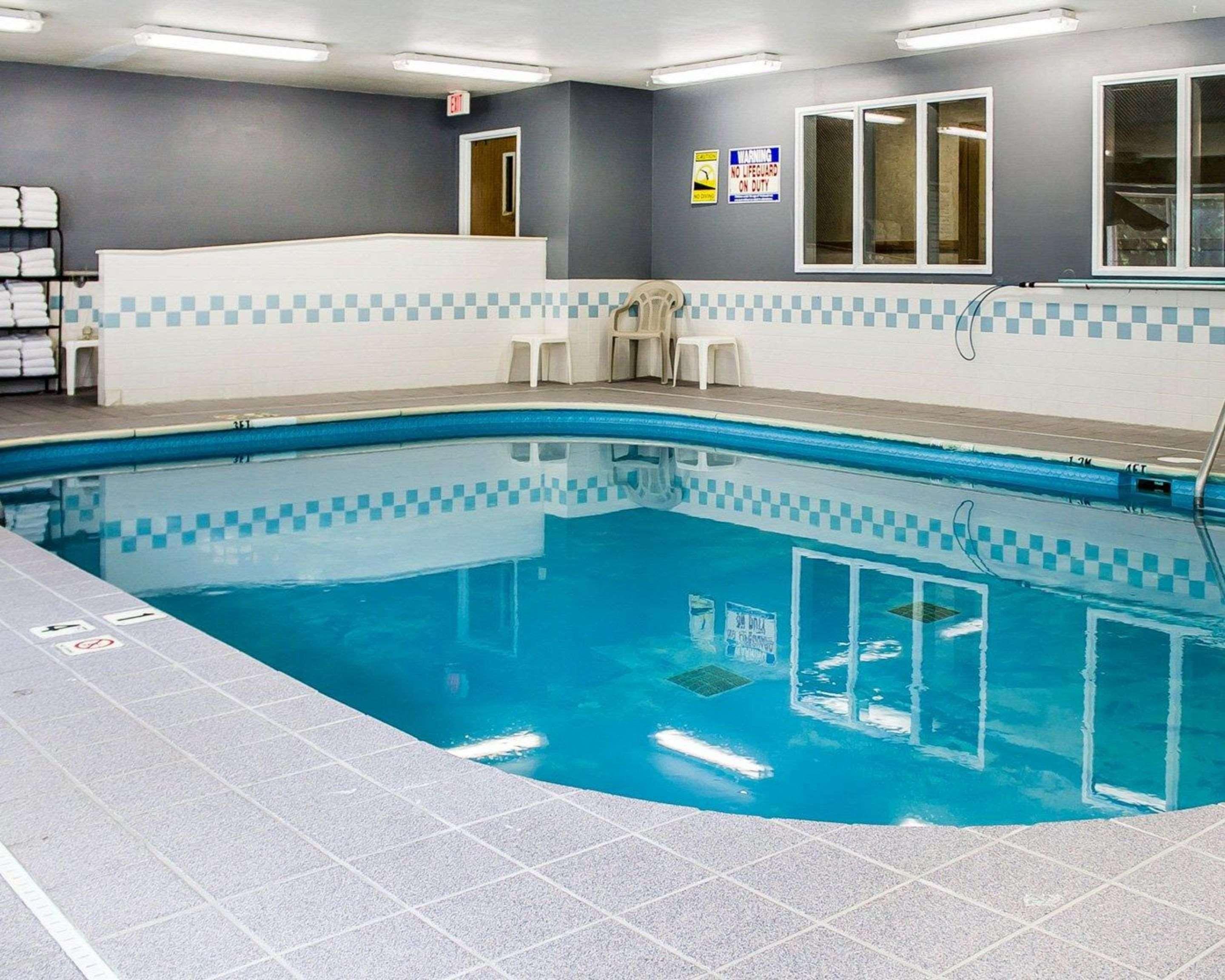 Quality Inn & Suites Sturgeon Bay Exteriér fotografie