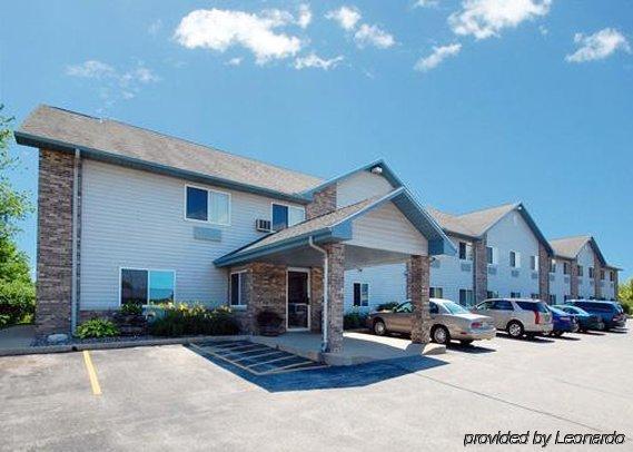 Quality Inn & Suites Sturgeon Bay Exteriér fotografie
